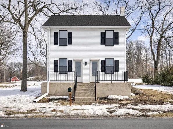 1419 Snyder Corner Rd, Red Lion, PA 17356