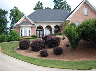 631 Players Ridge Rd, Hickory, NC 28601