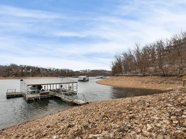 15854 Abbey Ln, Rogers, AR 72756