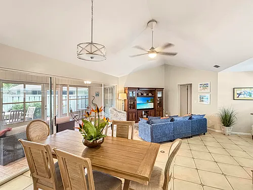 1127 E Seminole Ave #8A Photo 1