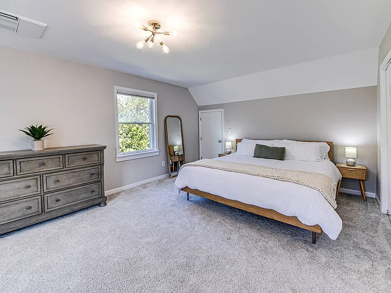 36 Barnes Ave — Photo 12