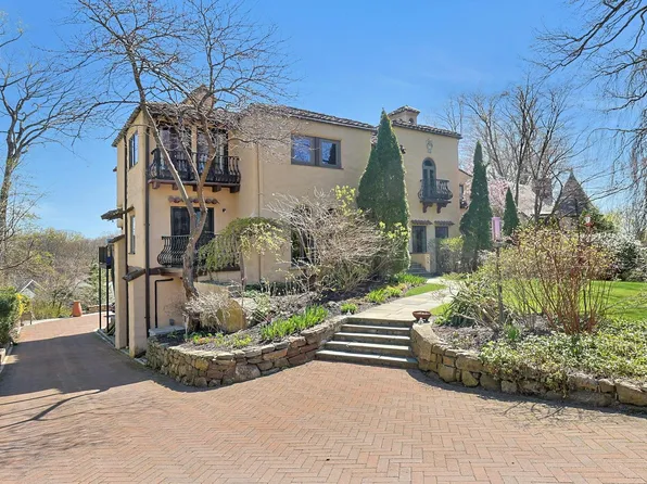 286 Lyncroft Road, New Rochelle, NY 10804
