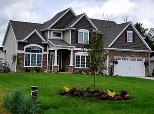 6113 Secluded Ct, Sylvania, OH