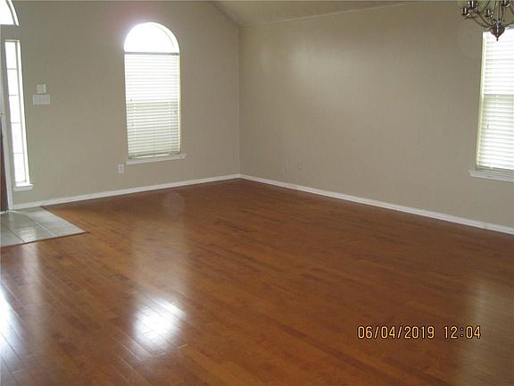 5th image of 2100 Pecan Creek Dr