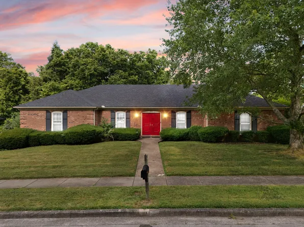 2909 Candlelight Way, Lexington, KY 40502
