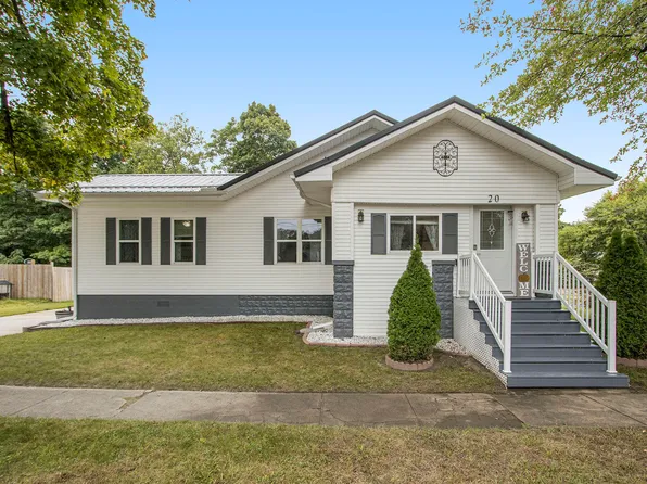 20 Maple St, Bangor, MI 49013