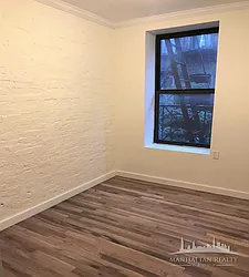 Rented by Manhattan Realty Group