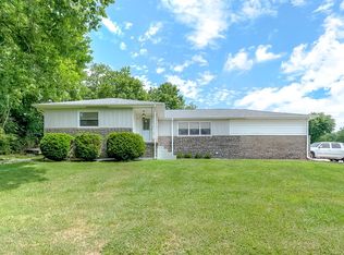 2298 Irvine Rd, Winchester, KY 40391