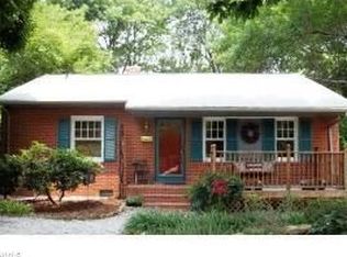 206 Hermitage Rd, Greensboro, NC 27403