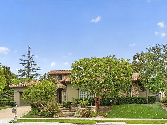 2nd image of 3960 Prado De Verde