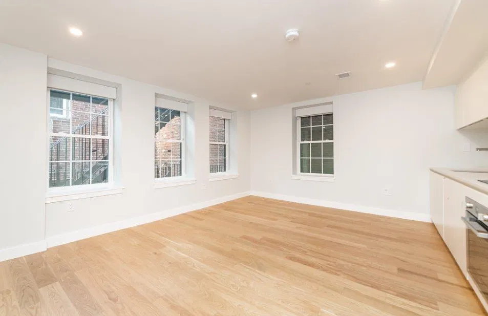 1 bed, 460 sqft, $2,800 — Photo 4