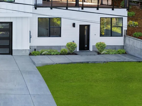 9316 NW Hardy Ave, Portland, OR