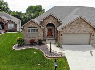 112 Meredith Ln, Glen Carbon, IL 62034