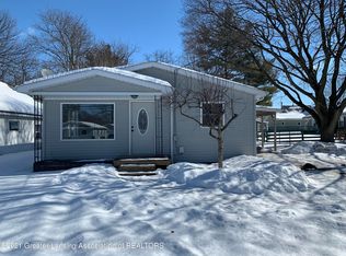 717 S Sheldon St, Charlotte, MI 48813