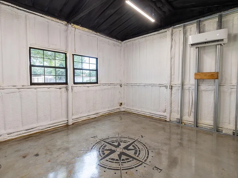 1020 Foley Ave — Photo 32