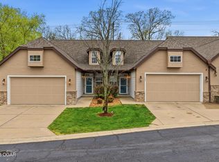 101 Residence Ln, Branson, MO 65616