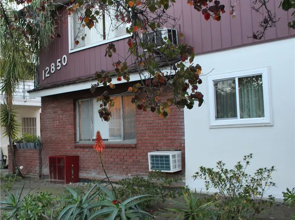 12850 Oxnard St, North Hollywood, CA 91606