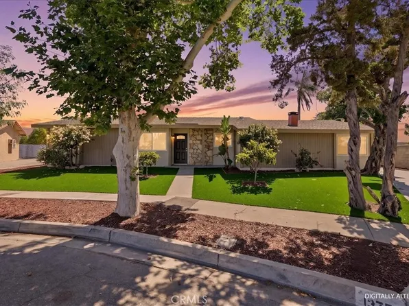 1375 N Chestnut Ave, Rialto, CA 92376