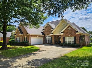 6012 Colton Ridge Dr, Indian Trail, NC 28079