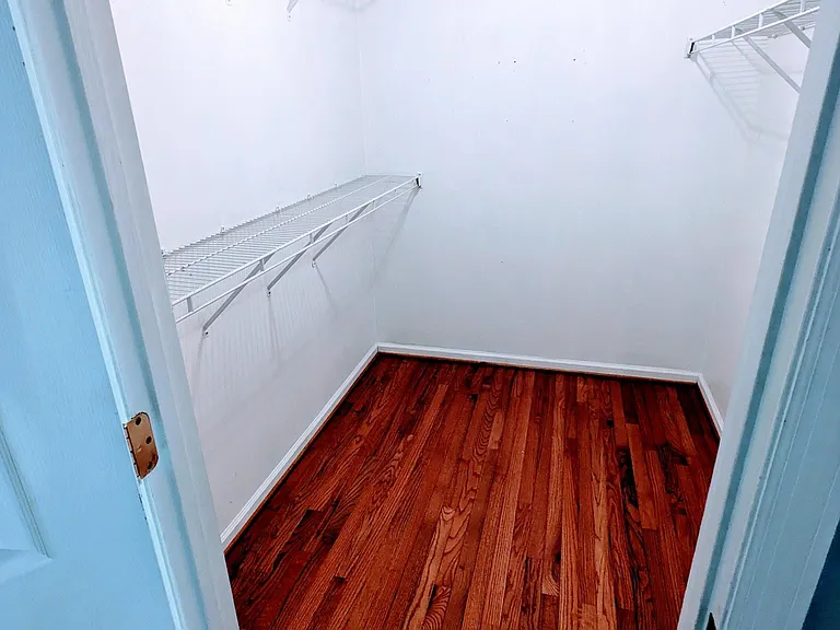 506 Johnstown Dr — Photo 10