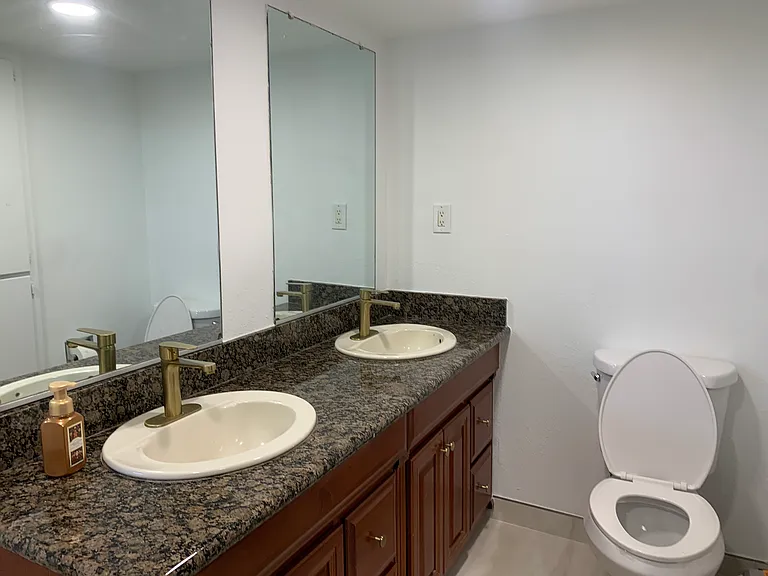 326 Las Riendas Dr — Photo 32