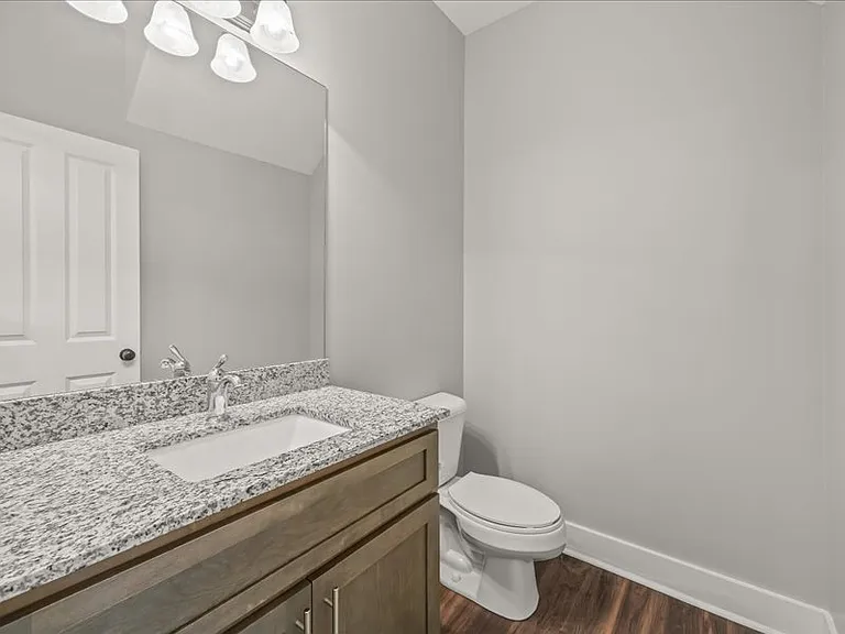 418 W Stevens St — Photo 7