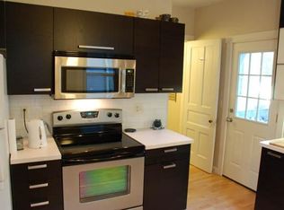 1421 Williamson St #1, Madison, WI 53703