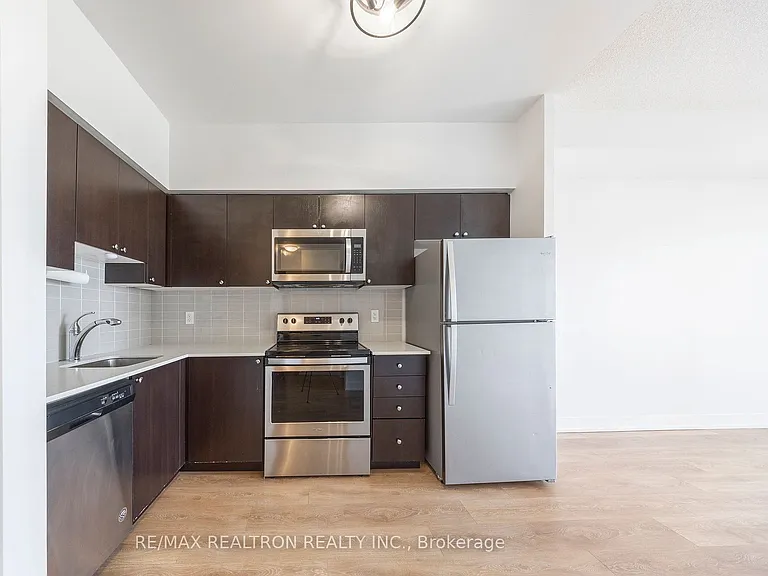 1255 Bayly St #2201 — Photo 5