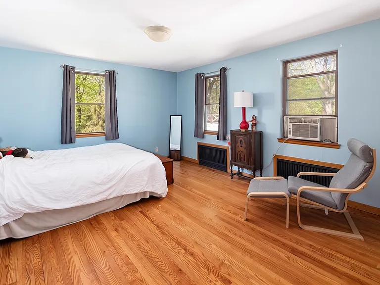 37 Mekeel St #C — Photo 8