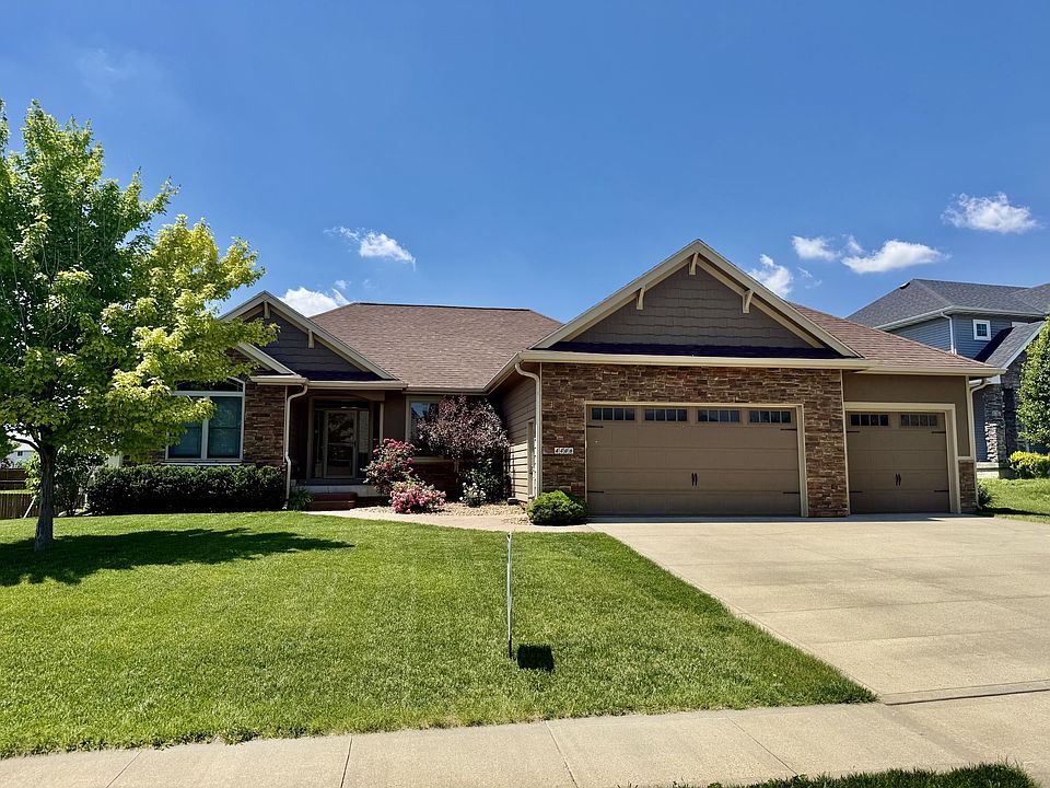 1st image of 4406 NE Rio Ct