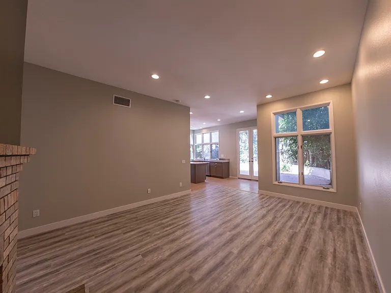 9756 Keeneland Row — Photo 6