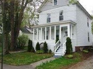 43 1/2 Winter St, Exeter, NH 03833