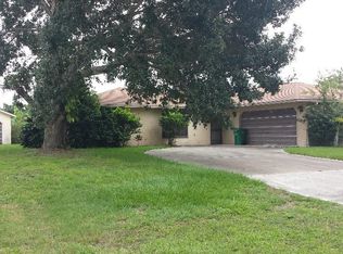 8106 Coquina Ave, Fort Pierce, FL 34951