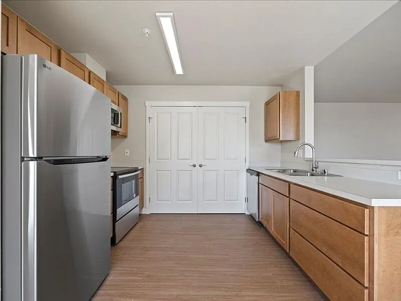 6005F Chapel Hill Blvd #F201