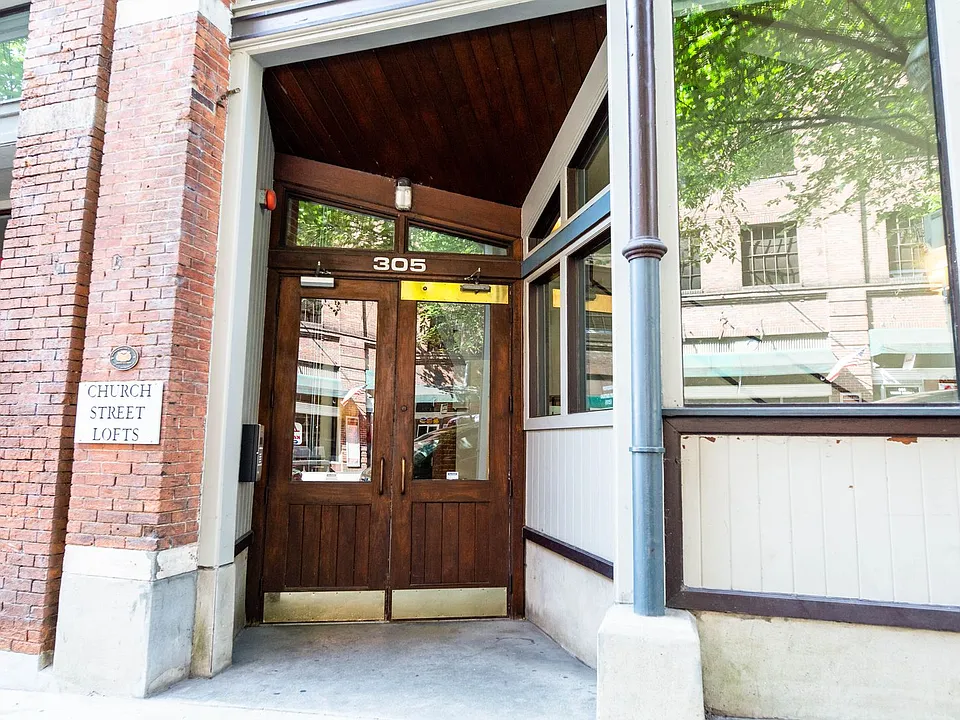 305 Church St #306