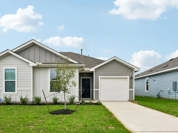 145B Harrison Xing, Uhland, TX 78640