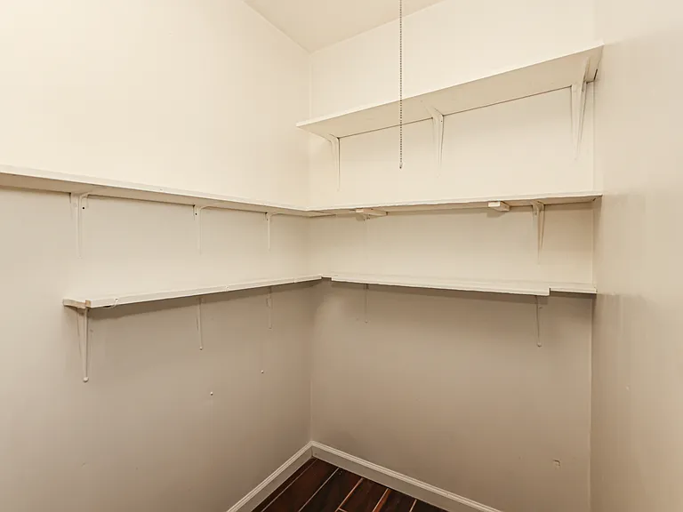 1240 Berwald Dr — Photo 12