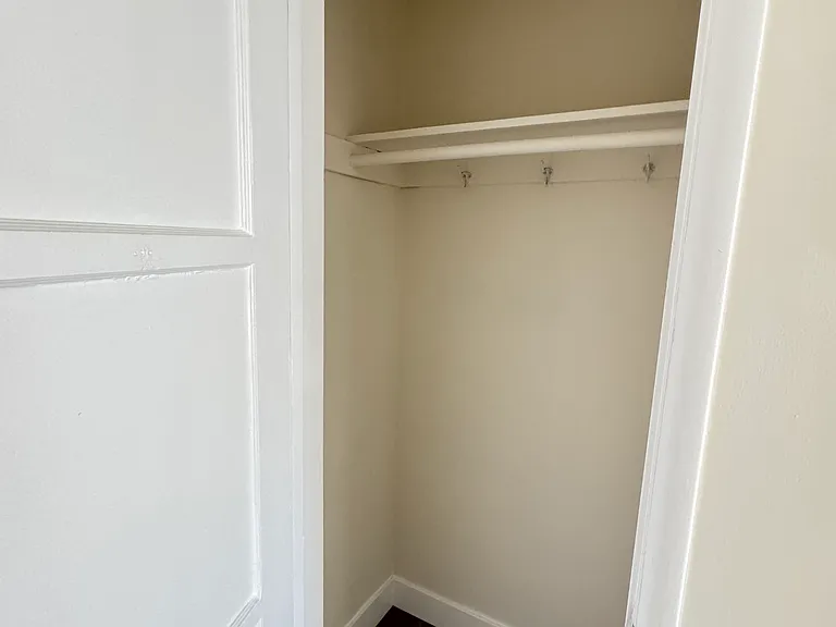 7535 Penfield Ave — Photo 7