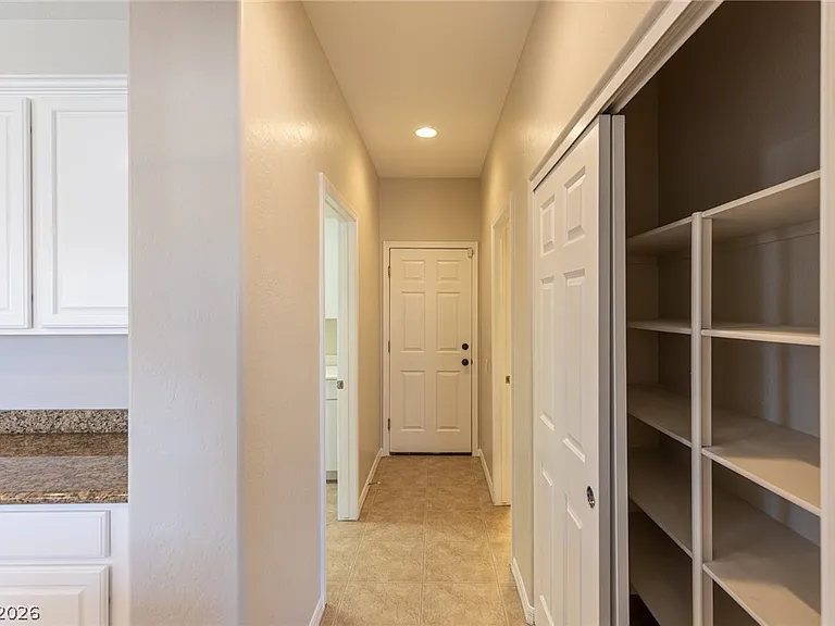 1148 Kingston Hills Ct — Photo 29