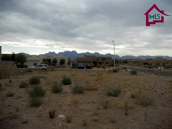 2403 Tesuque Pl, Las Cruces, NM 88011