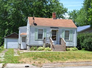 1416 N Otter Creek Rd, Streator, IL 61364