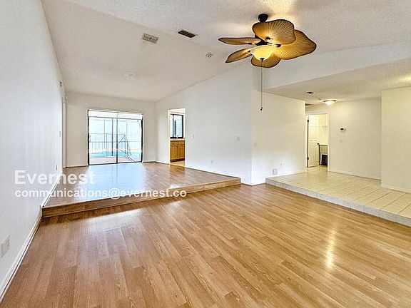 3rd image of 2604 Sablewood Dr