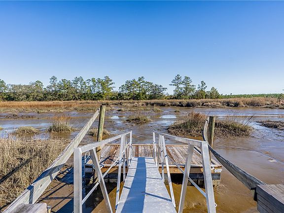 4th image of 1484 Horseshoe Cove Rd