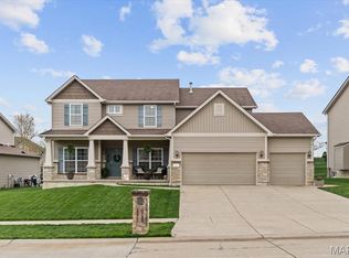 312 Hampton Ridge Dr, Wentzville, MO 63385