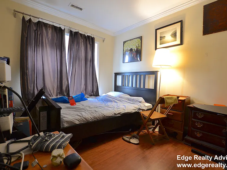 140 Newton St #3 — Photo 10