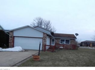 101 Bethesda Cir, Elyria, OH