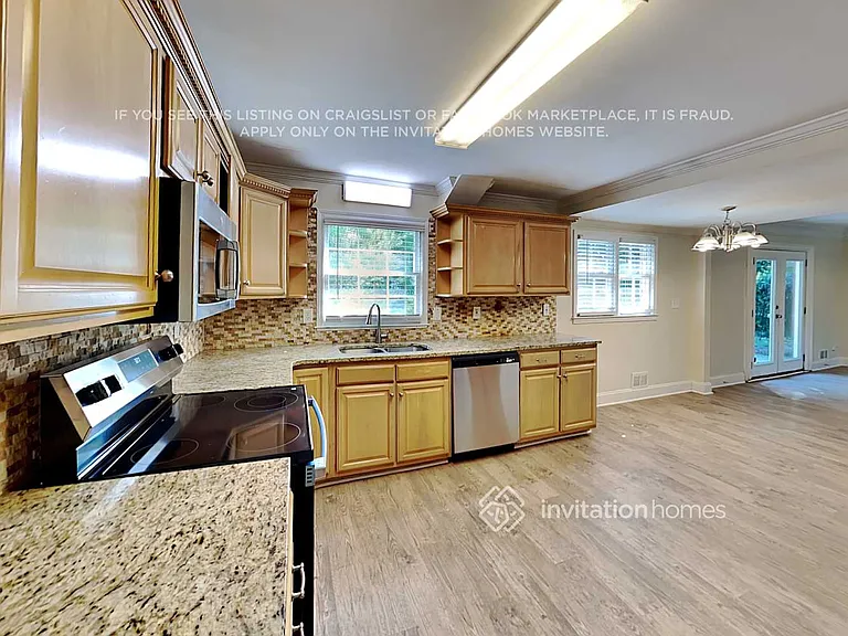 3820 Cline Dr SE — Photo 9