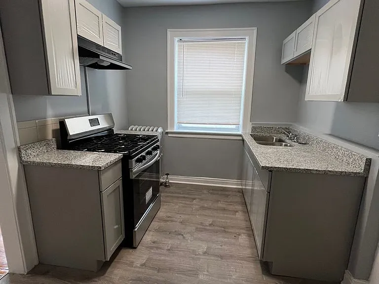 8200 S. Evans Ave. — Photo 18