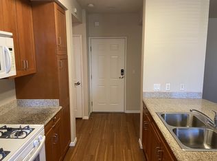 6200 De Soto Ave #1, Woodland Hills, CA 91367