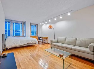 130 Water St #6H, New York, NY 10005